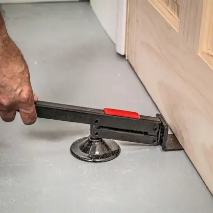 SwiftLift™ vrtljiv dvigalnik za vrata in plošče