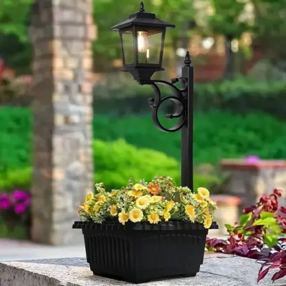 BloomLamp™ cvetlični lonec s solarno svetilko