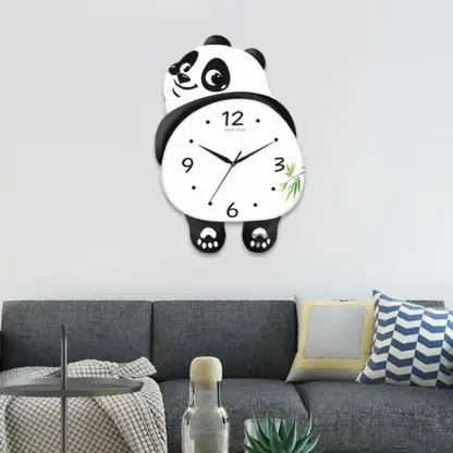 PandaTime™ plešoča LED stenska ura z motivom pande-middle